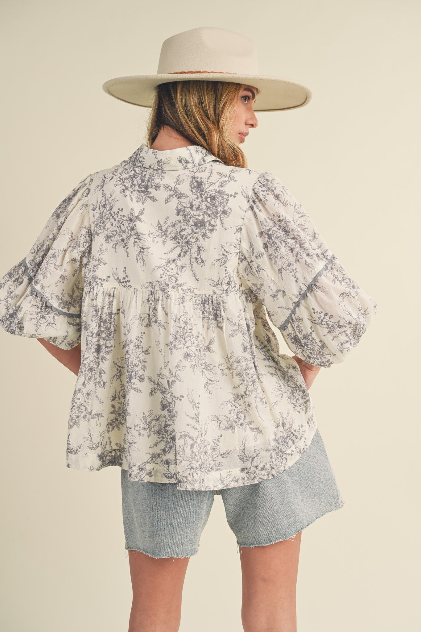 A Night in Greece Top - Charcoal