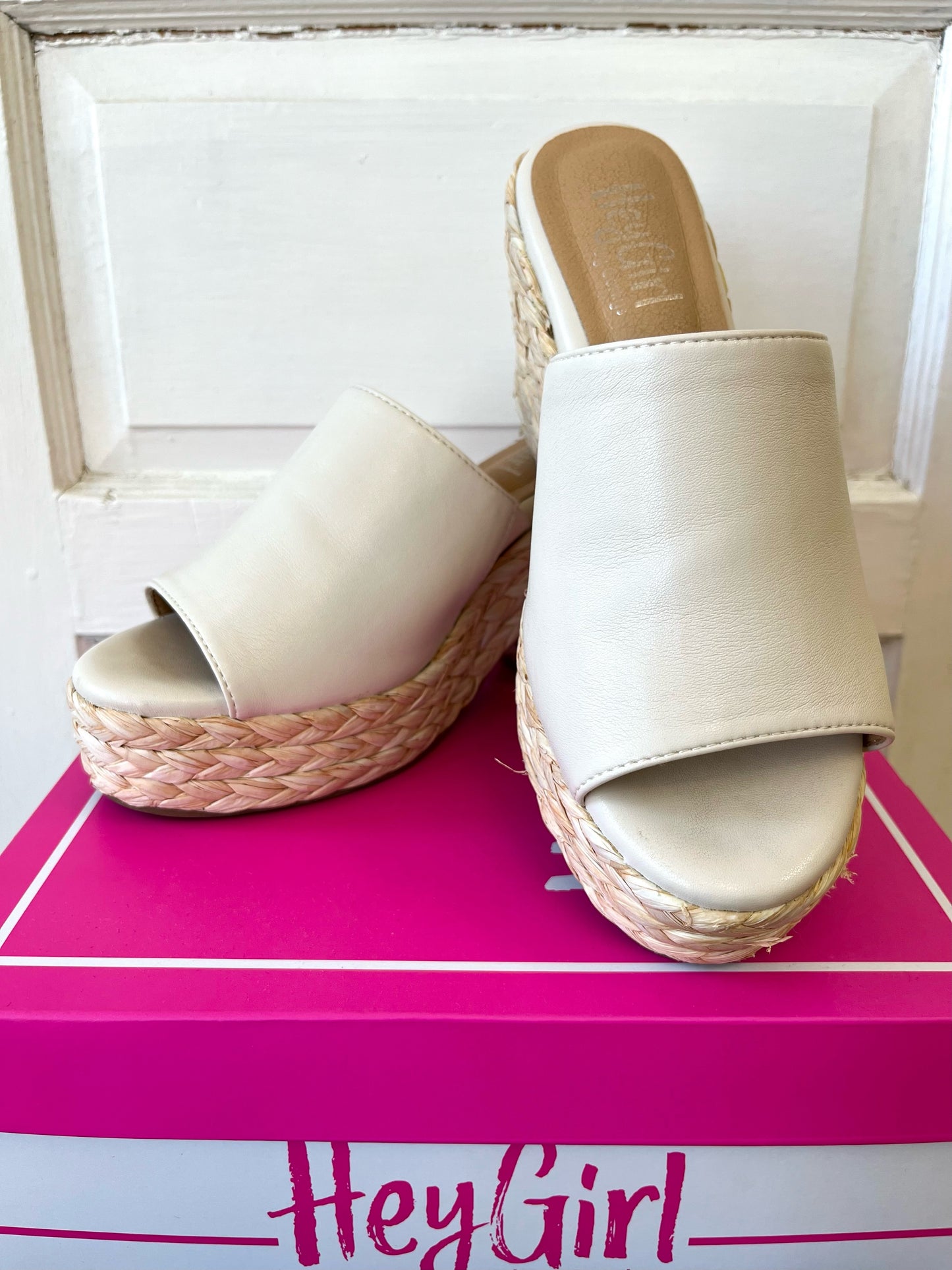 Corkys Solstice Ivory