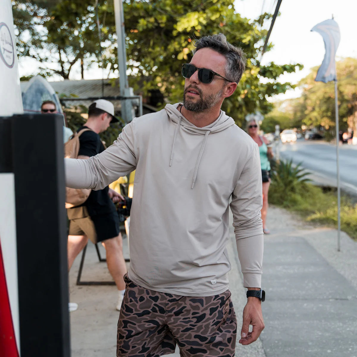 Burlebo Performance Hoodie- Sandstone