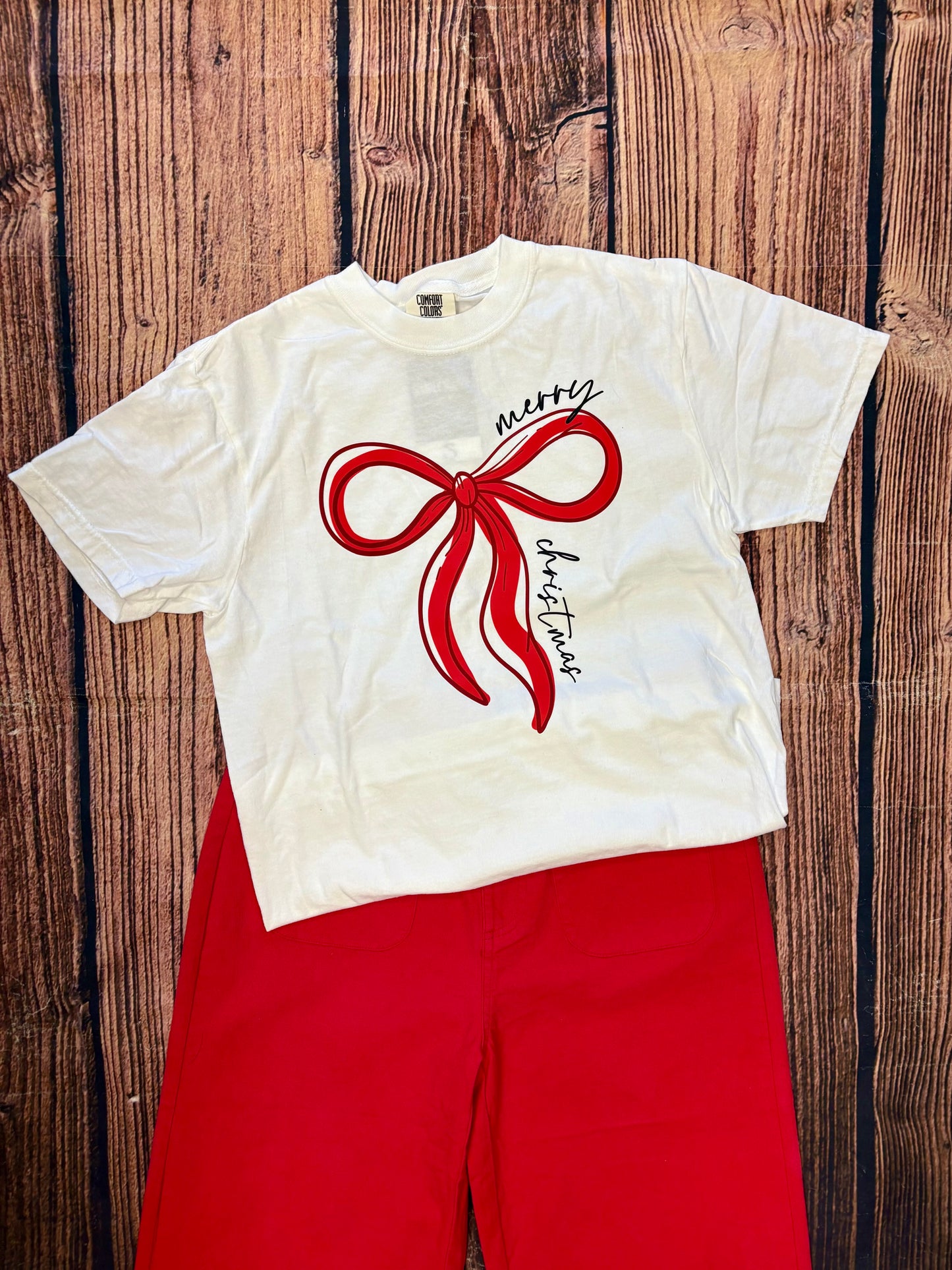 Peyton River Christmas Tee - Merry Bow