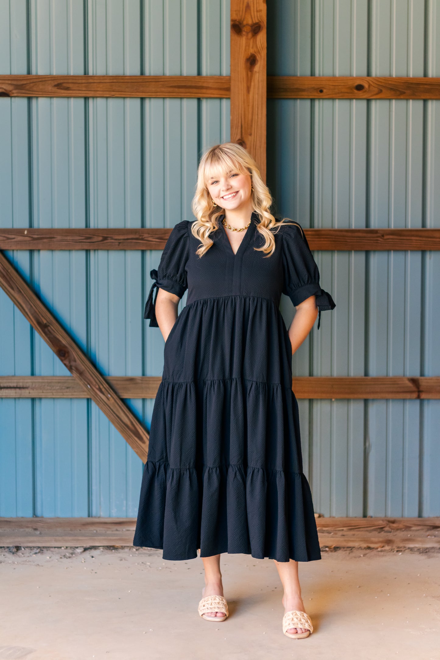 Basic Babe Midi Dress- Black