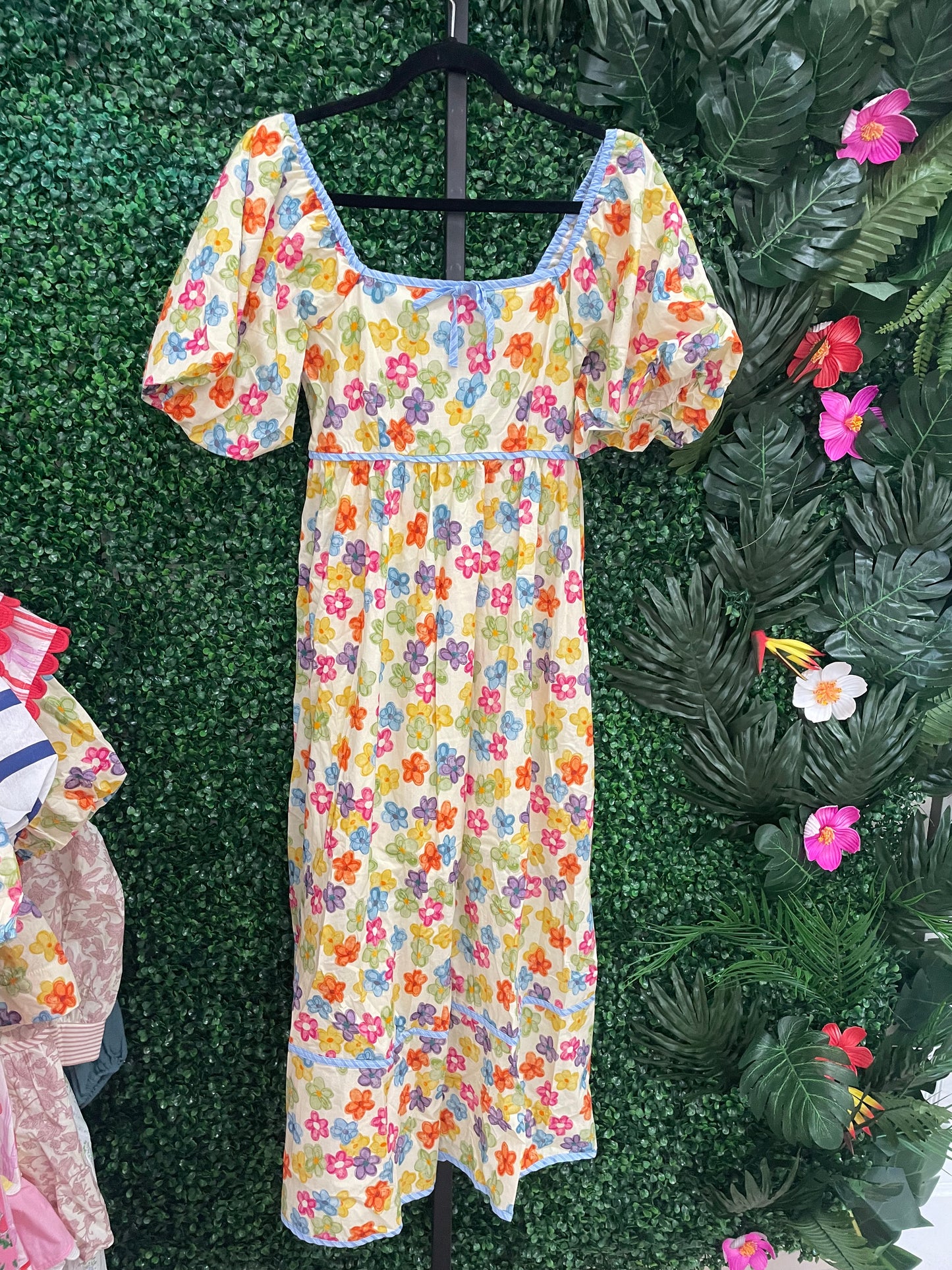 Oopsy Daisy Midi Dress