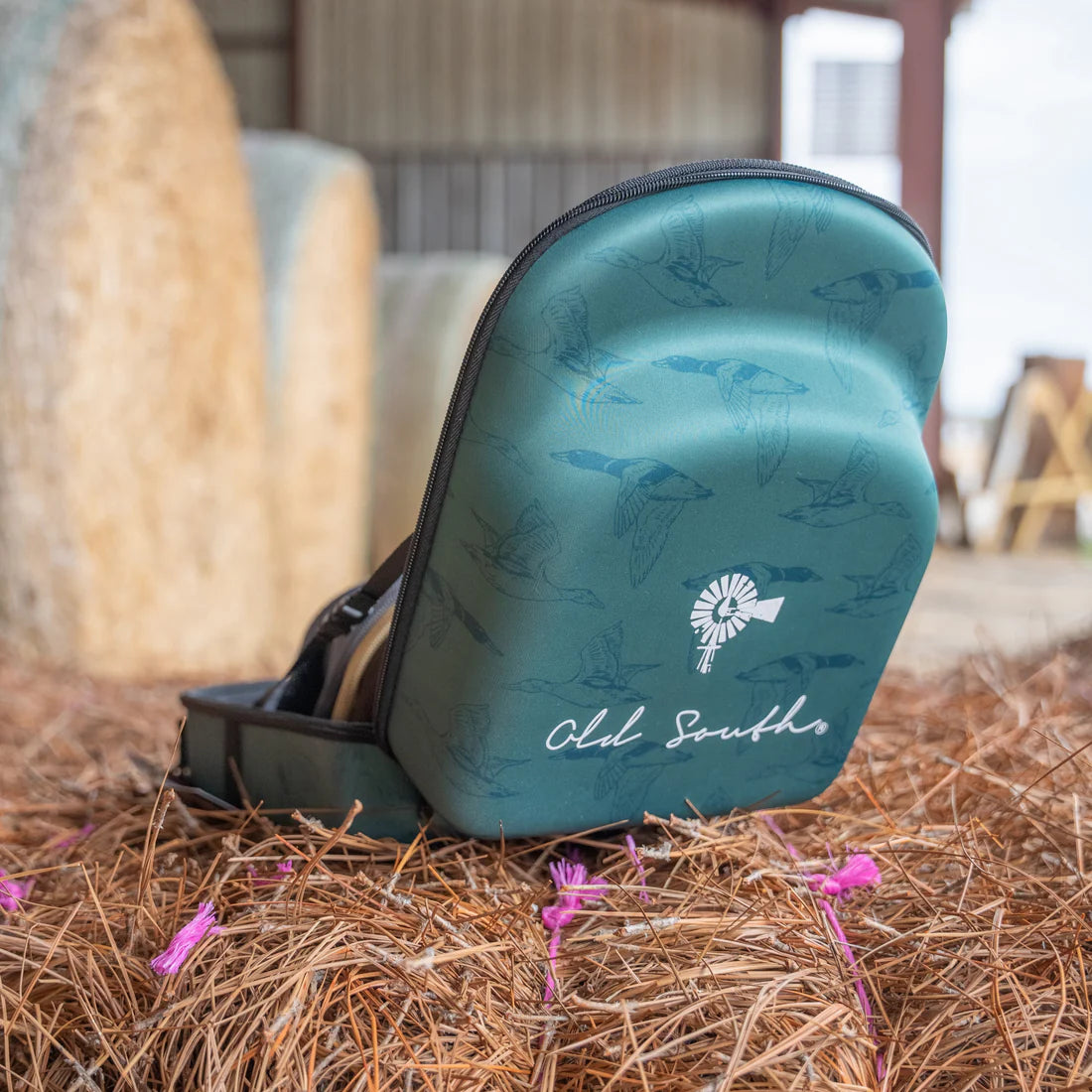 Old South 6 Hat Travel Case - Duck Pattern