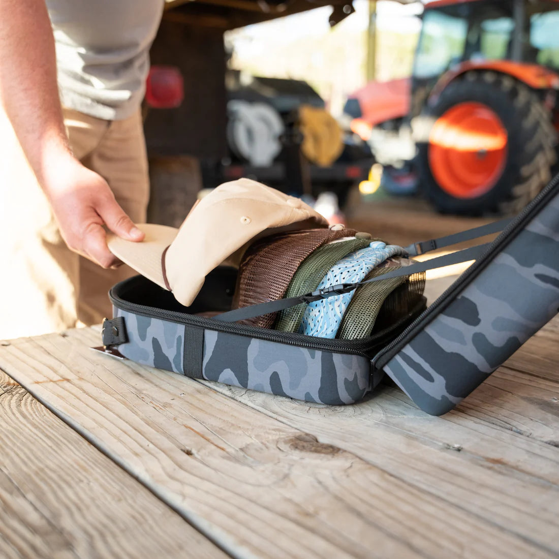 Old South 6 Hat Travel Case - Blackout Camo