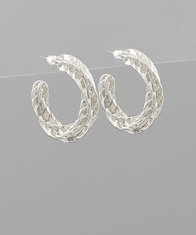 Twisted Chain Hoops