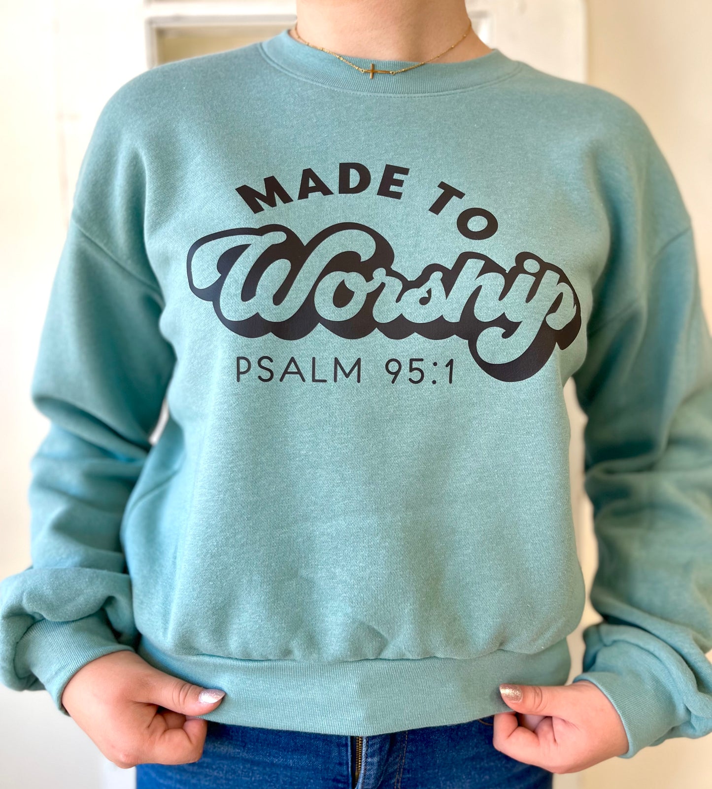 Made to Worship Peyton River Cropped Crew