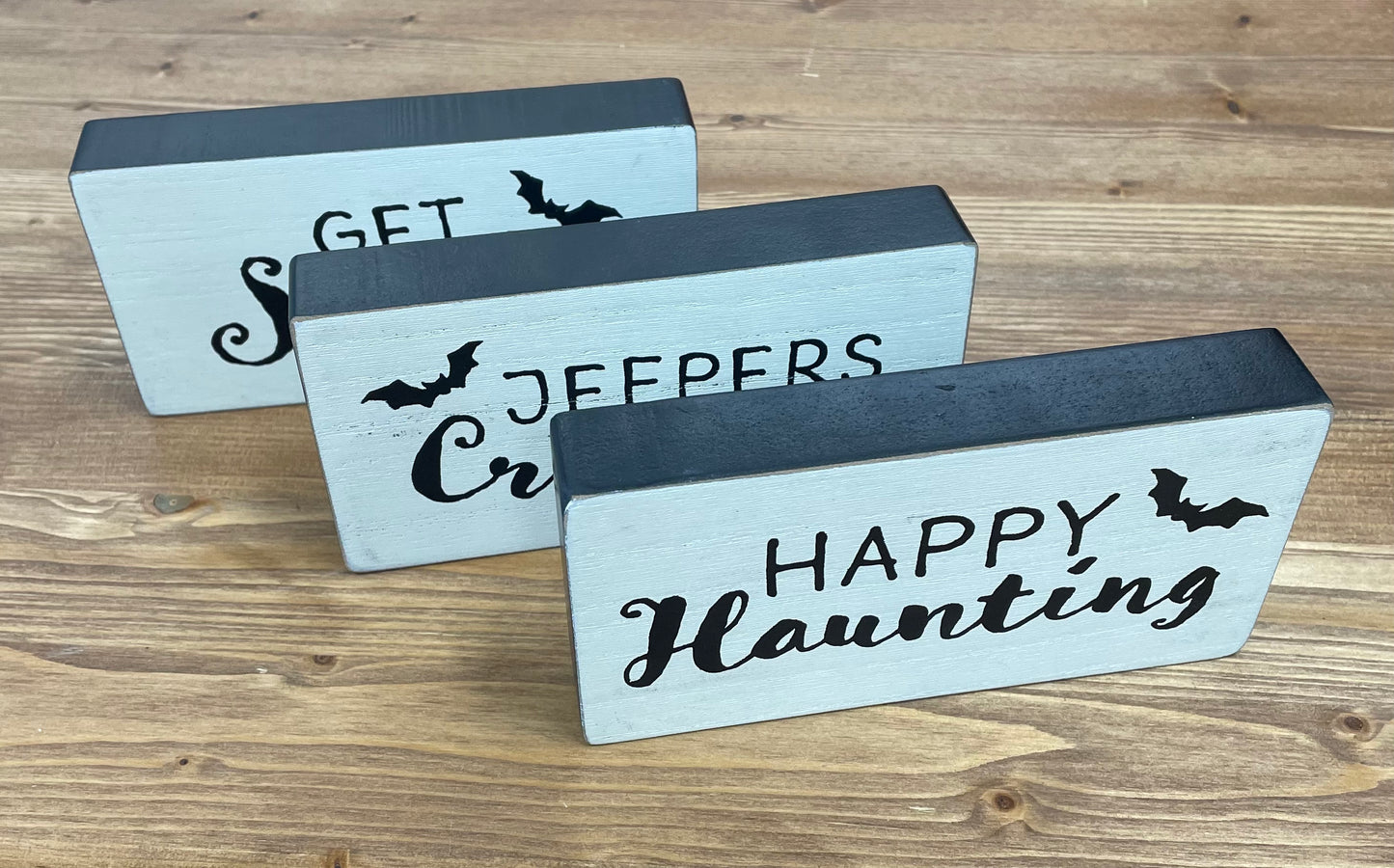 Halloween Shelf Sitter with Bats