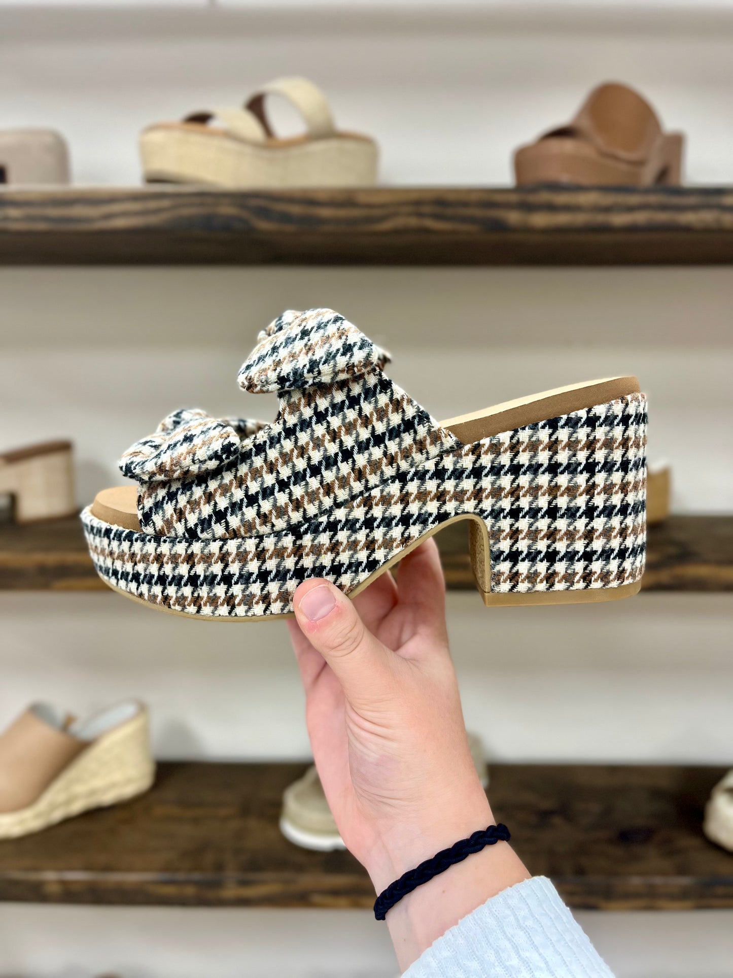 Corkys Put A Bow On It Houndstooth Heels
