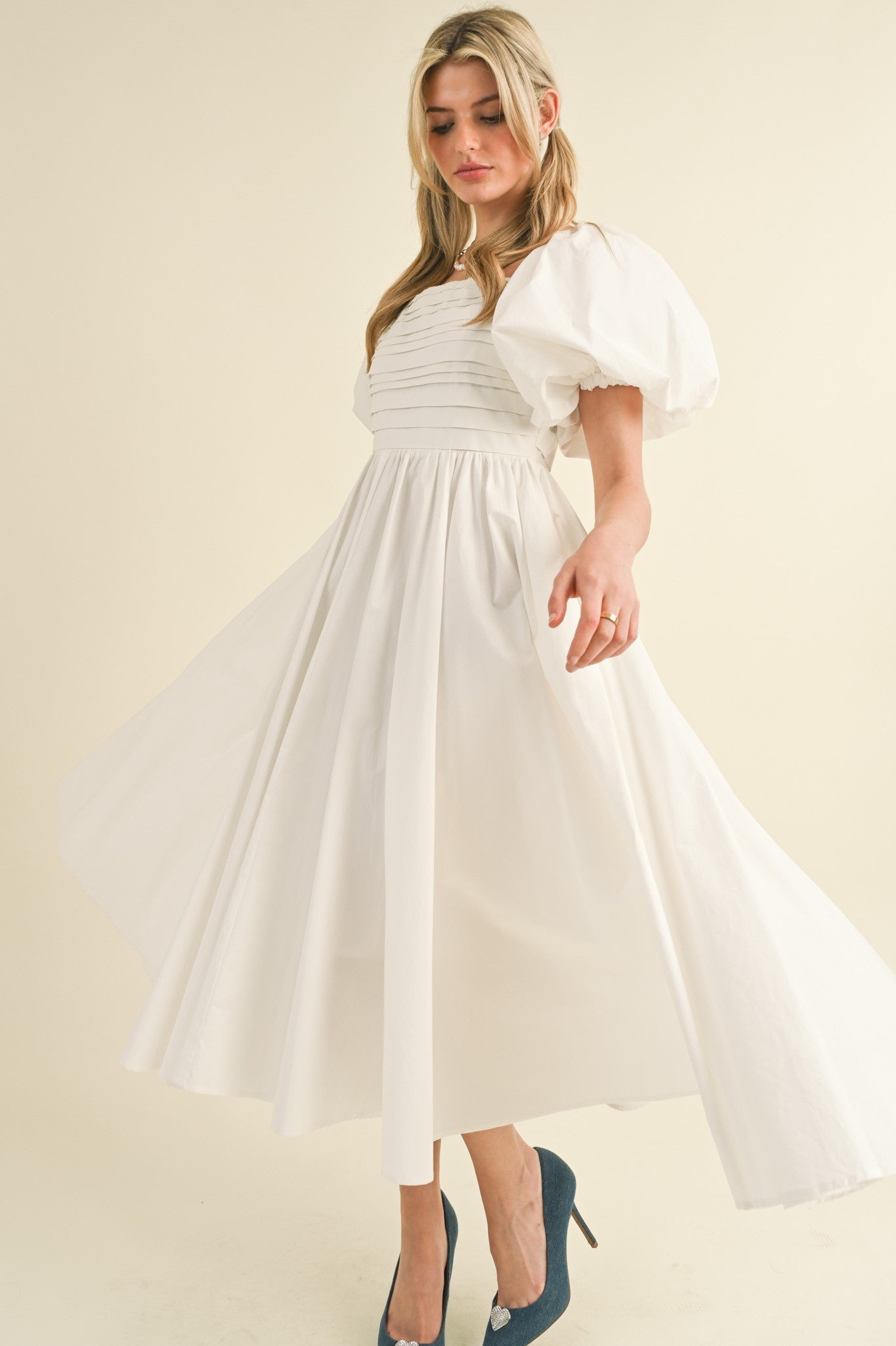 Queue the Dramatics Dress - White
