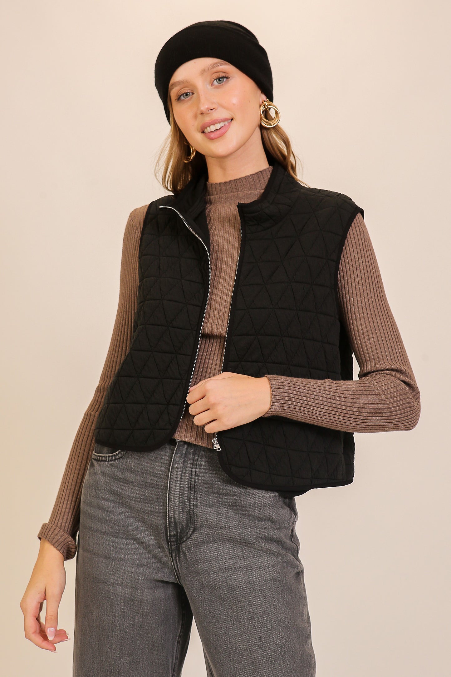 Perfect Timing Vest - Charcoal