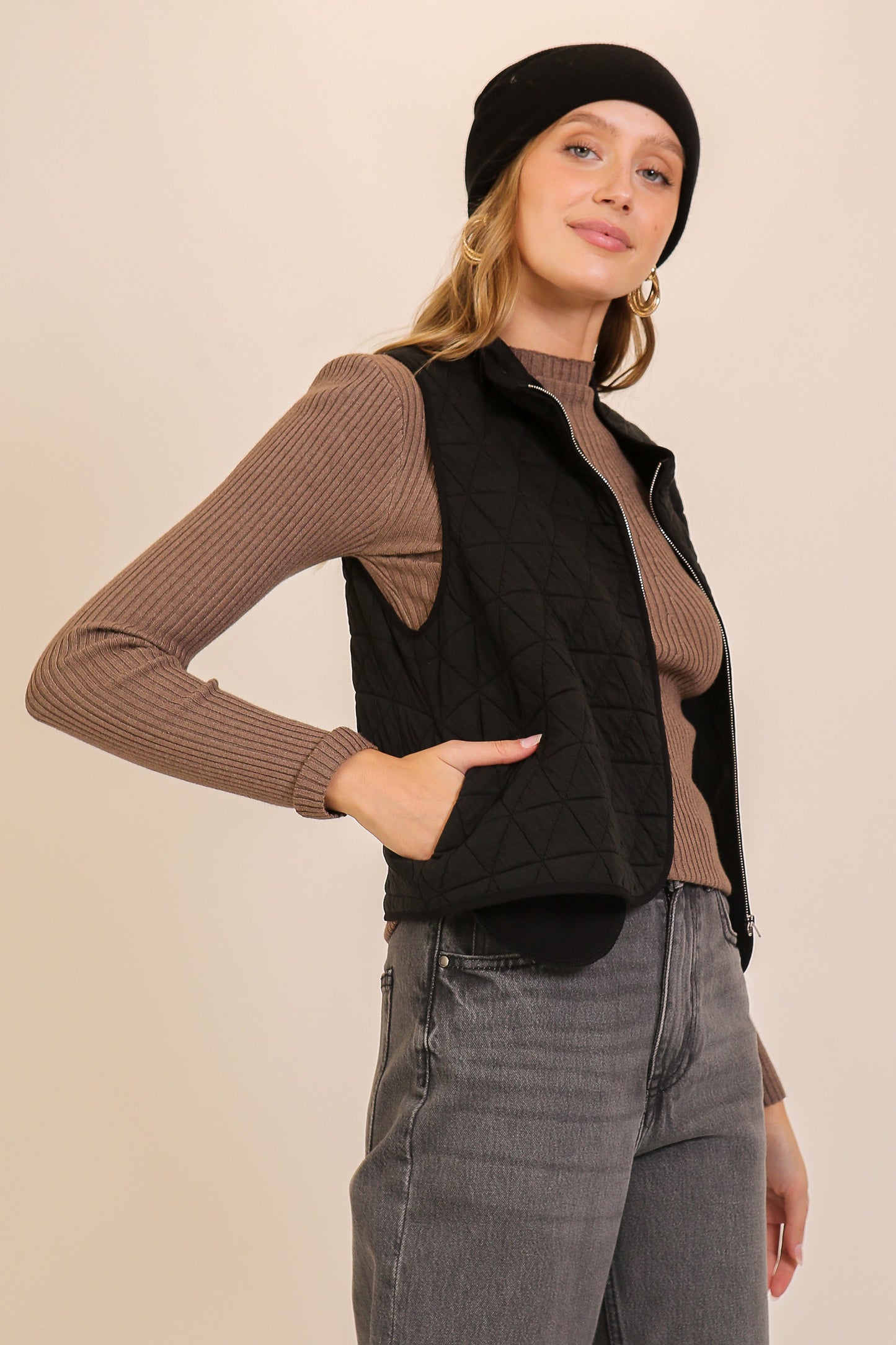 Perfect Timing Vest - Charcoal