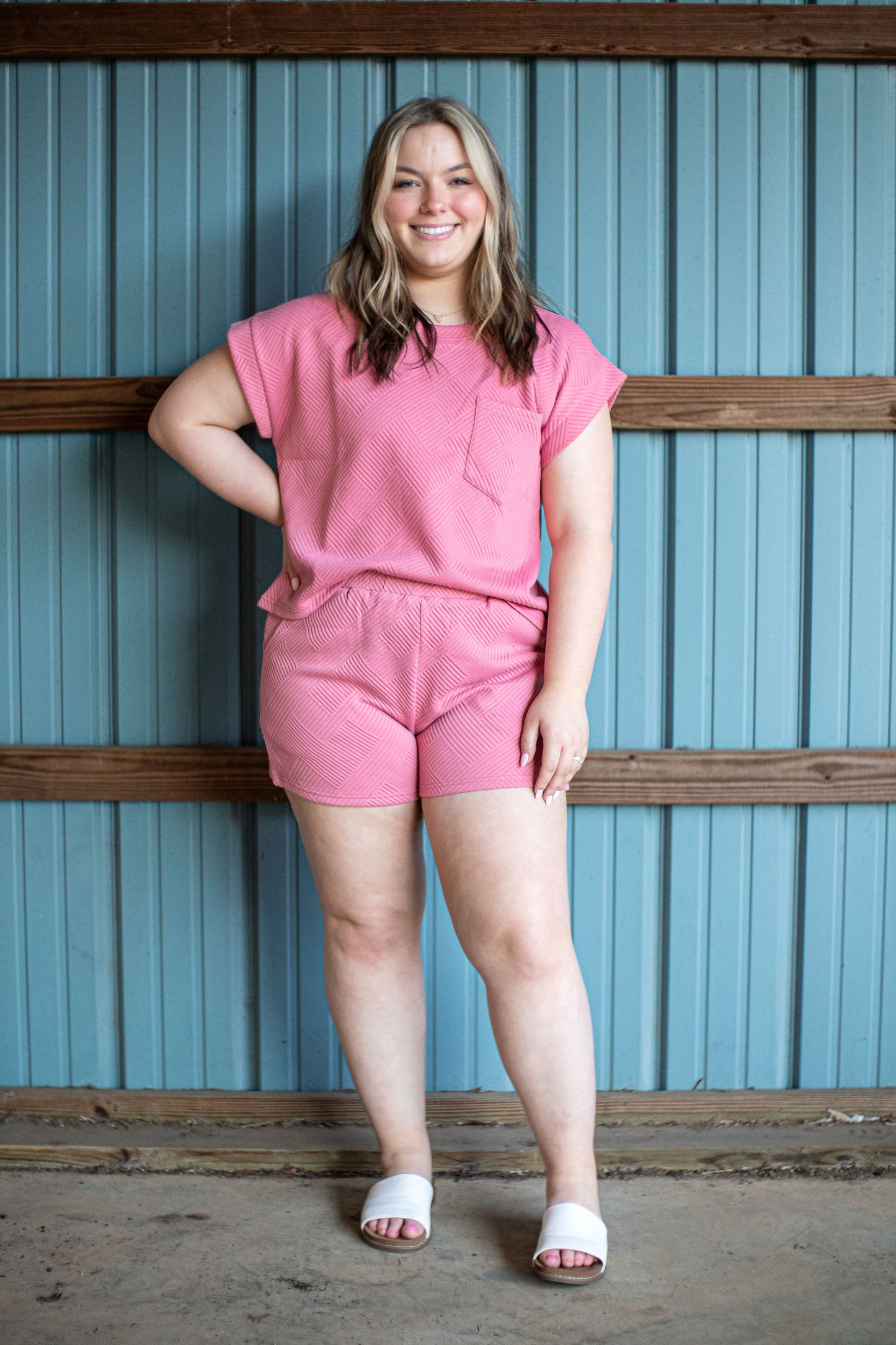 First Class Shorts Set - Coral