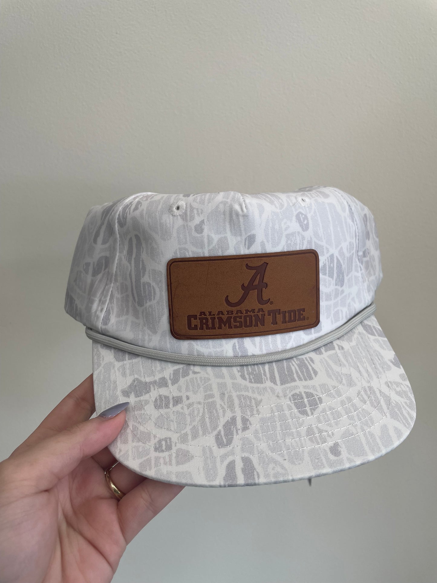 Speckle Bellies Crimson Tide White Hat