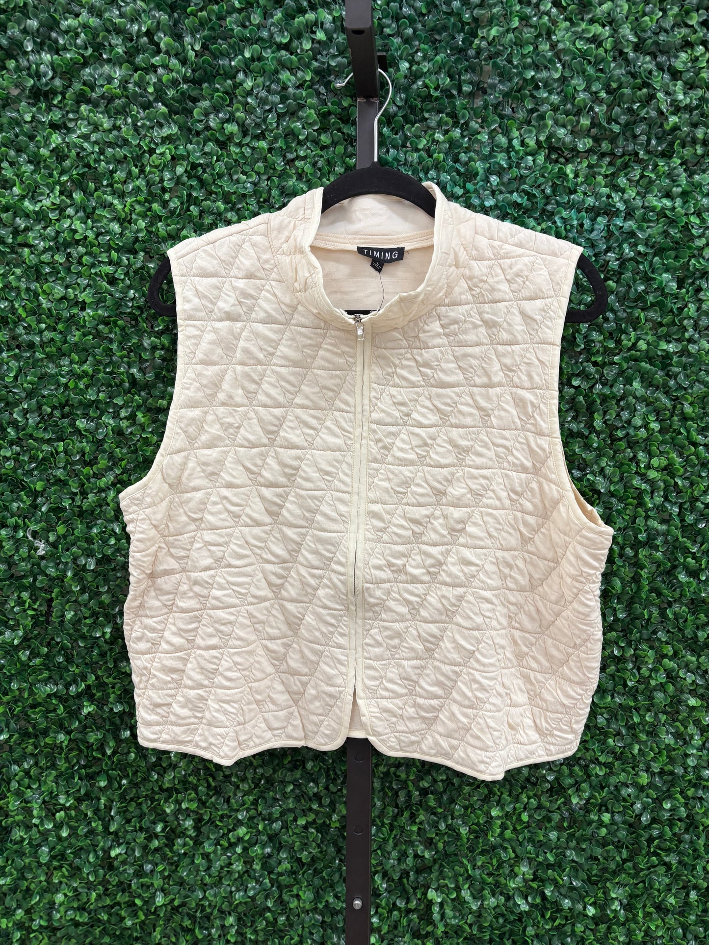Perfect Timing Vest - Cream