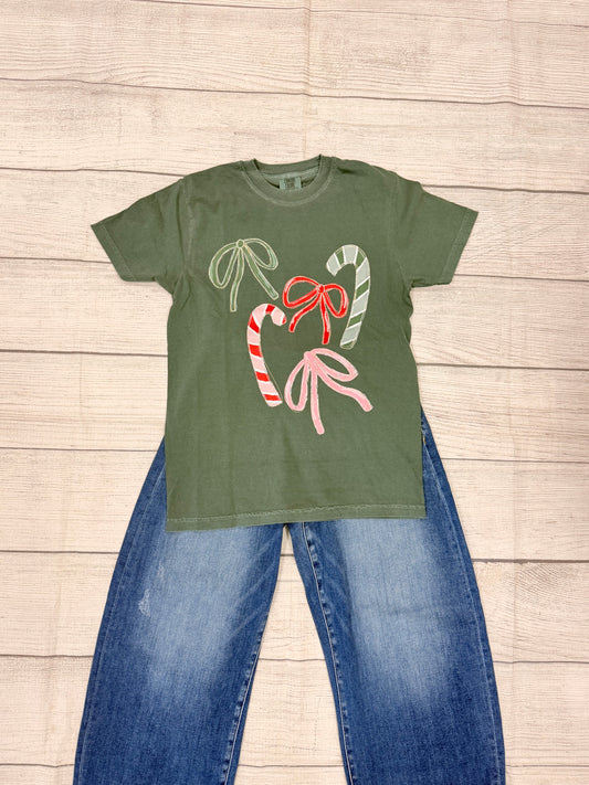 Candy & Bows Holiday Graphic Tee