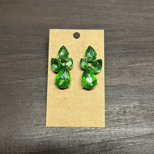 Formal Earrings Green Gold Base Small Leaf Cluster