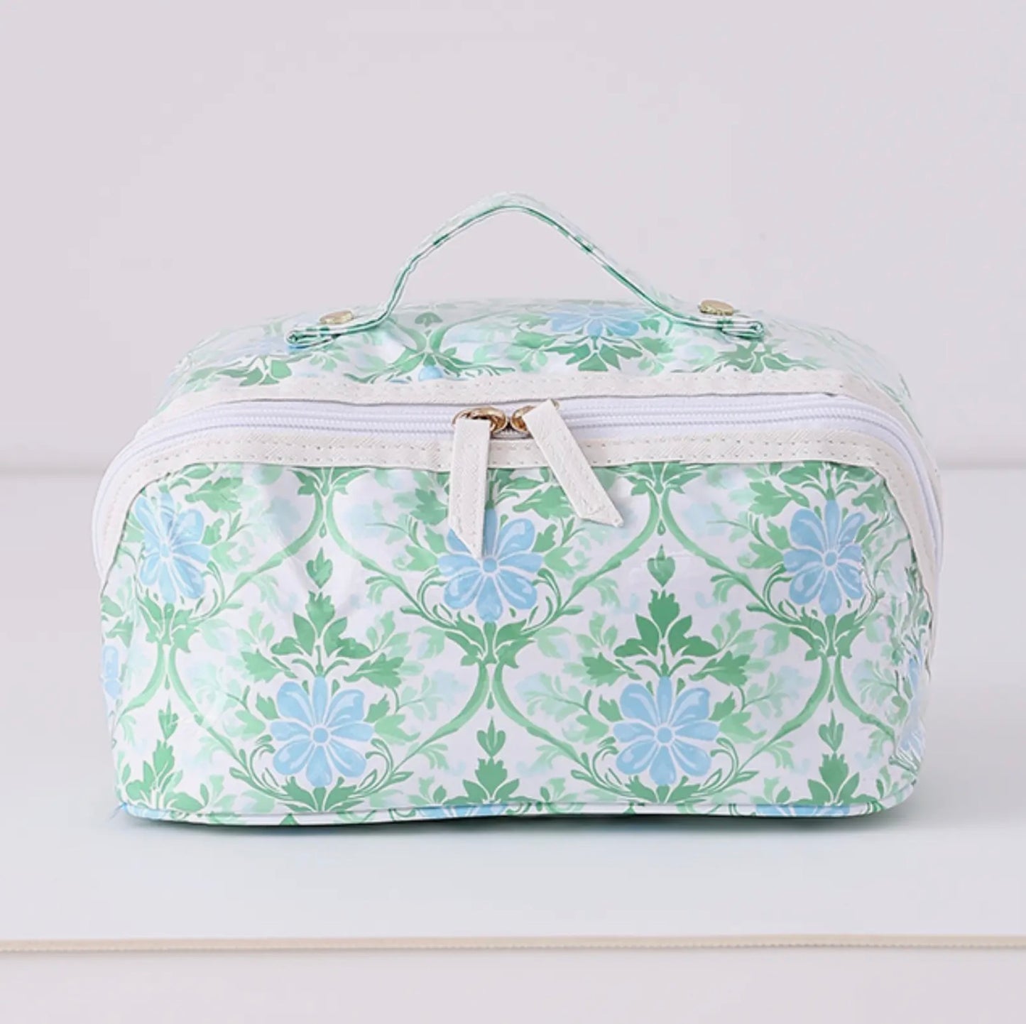 Waterproof Travel Makeup Organizer - Heirloom garden