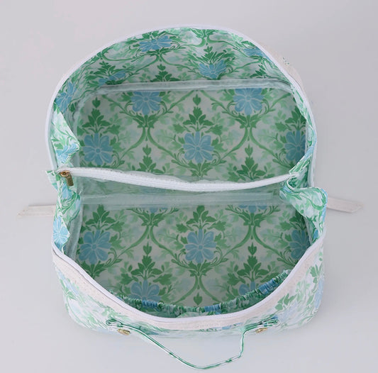 Waterproof Travel Makeup Organizer - Heirloom garden