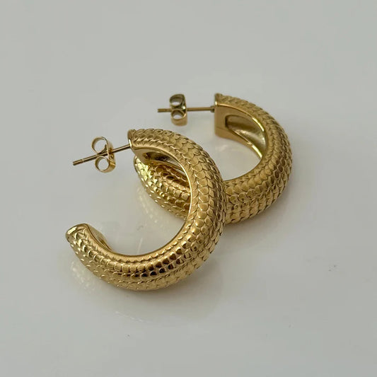 Ellie Vail Nella Fish Scale Medium Hoop Earring