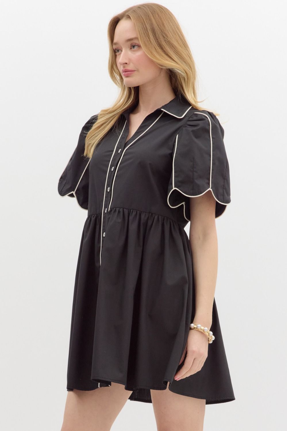 She Wants Flowers Dress - Black