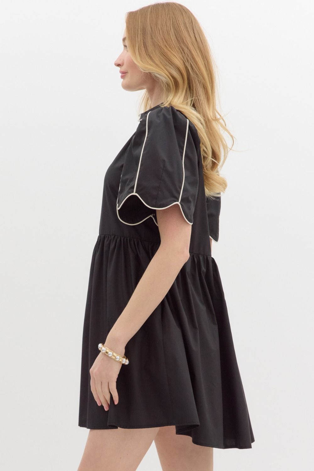 She Wants Flowers Dress - Black