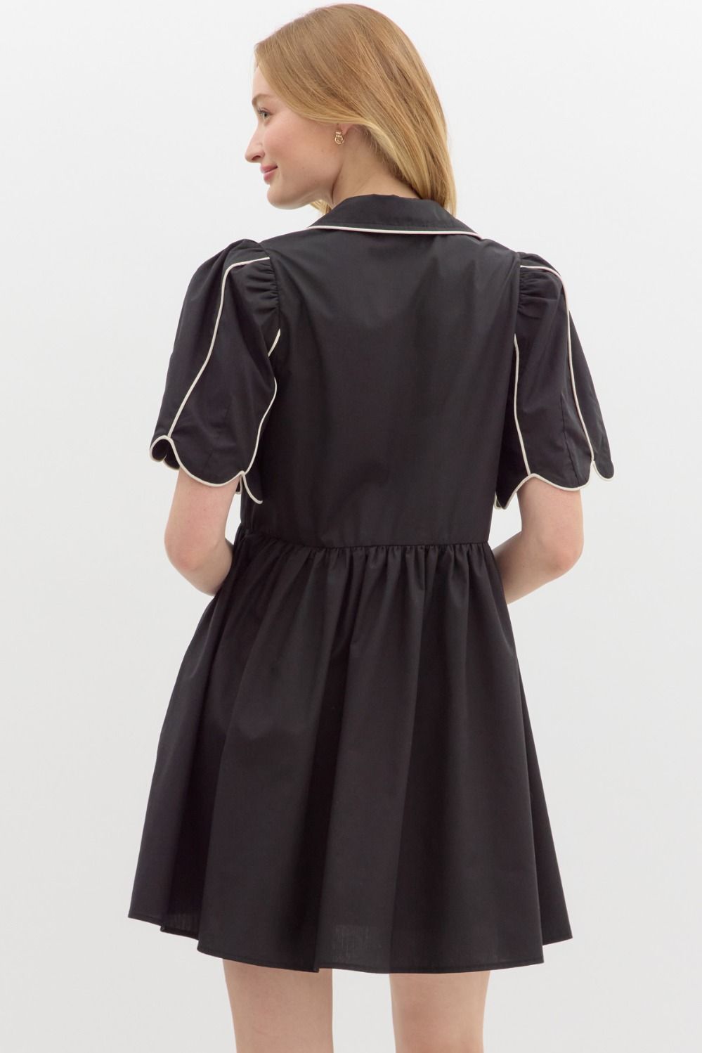 She Wants Flowers Dress - Black