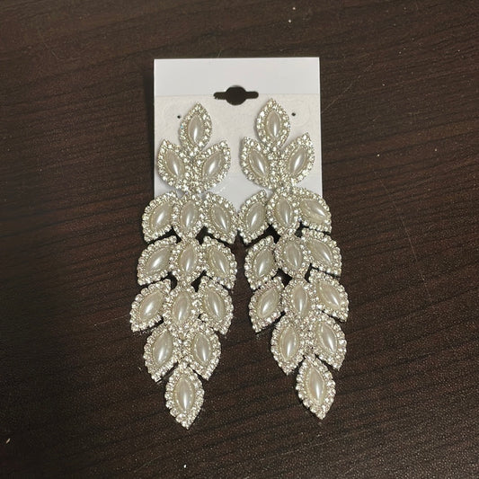 Formal Earrings Silver Base Pearl Long Feather